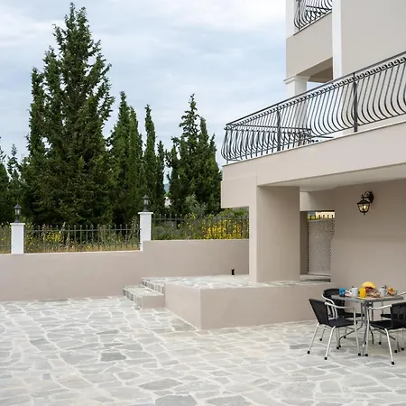 Irene Luxury Apartments Lägenhet Metaxáta