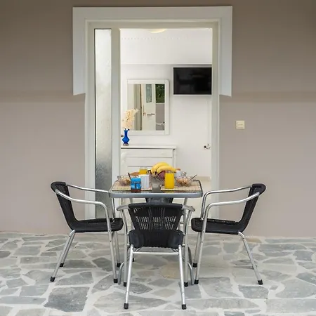 Appartement Irene Luxury Apartments Metaxáta